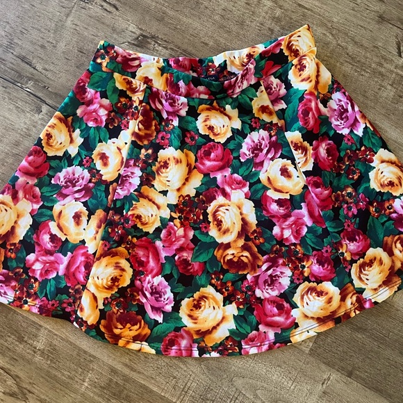 Basil Lola floral skirt - Picture 3 of 6